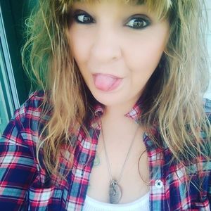 Meet your Posher, Teri